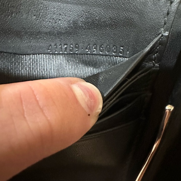 Gucci Bee Bifold Leather Wallet W/built in MoneyClip and Box - Picture 11 of 13